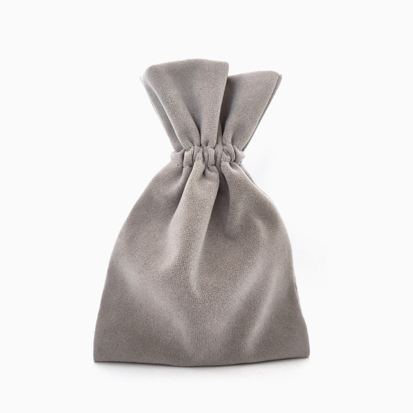 Silberner Samtbeutel